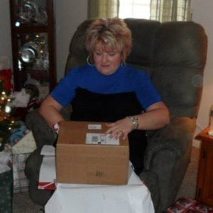 Meet your Posher, Debbie